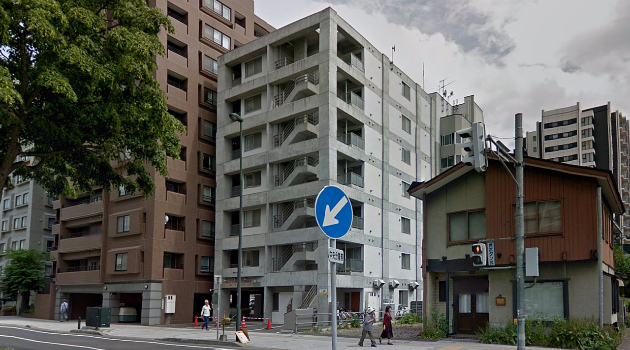 Housing (Sapporo, Japan)